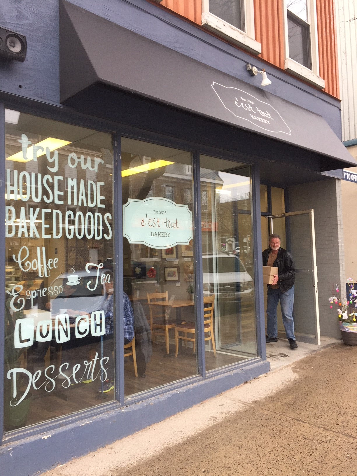 Welcome! C'est Tout Bakery